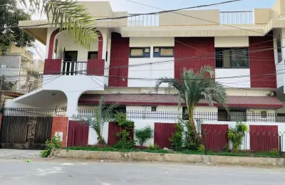The United Girls Hostels Gulshan-E-Iqbal Branch